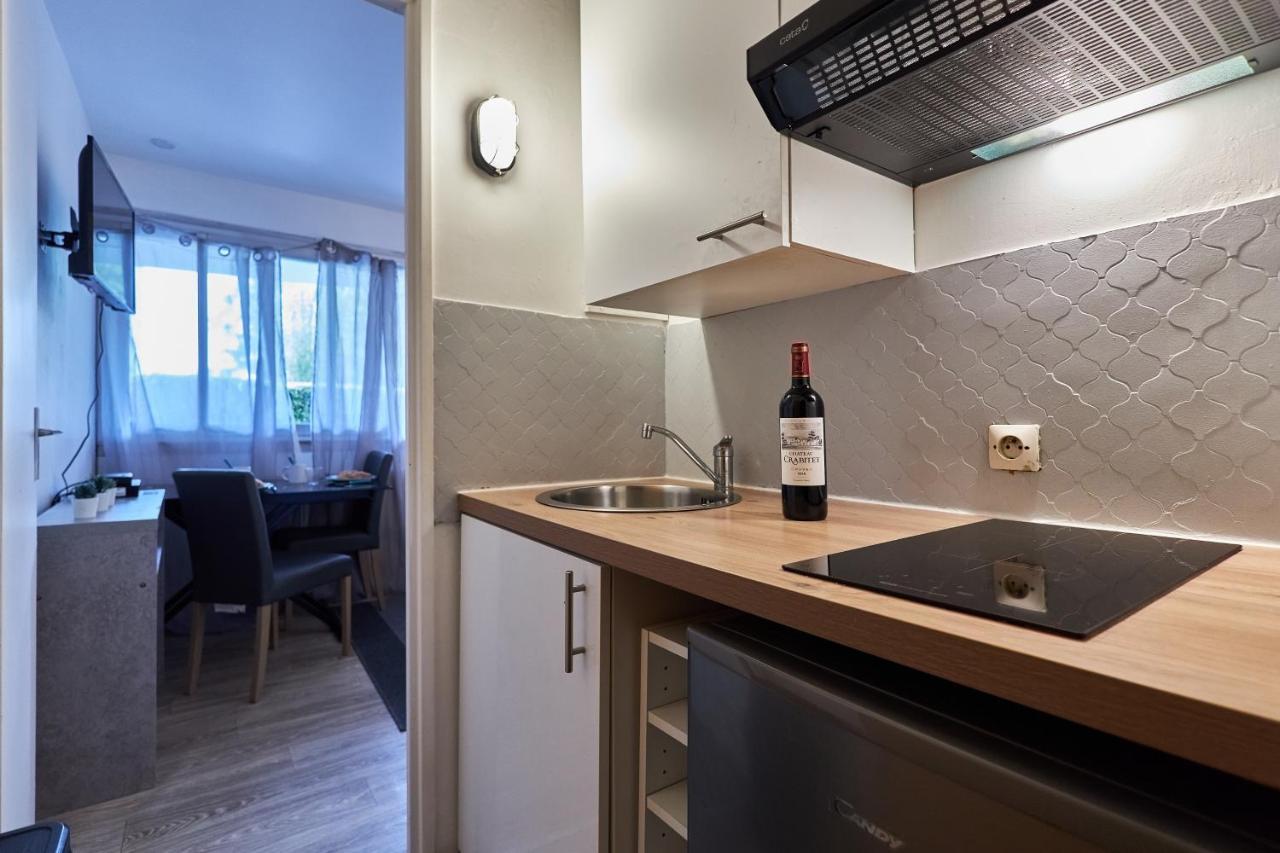 Le Marquis - T1 - 5 Mins De La Cathedrale Apartment Reims Exterior photo